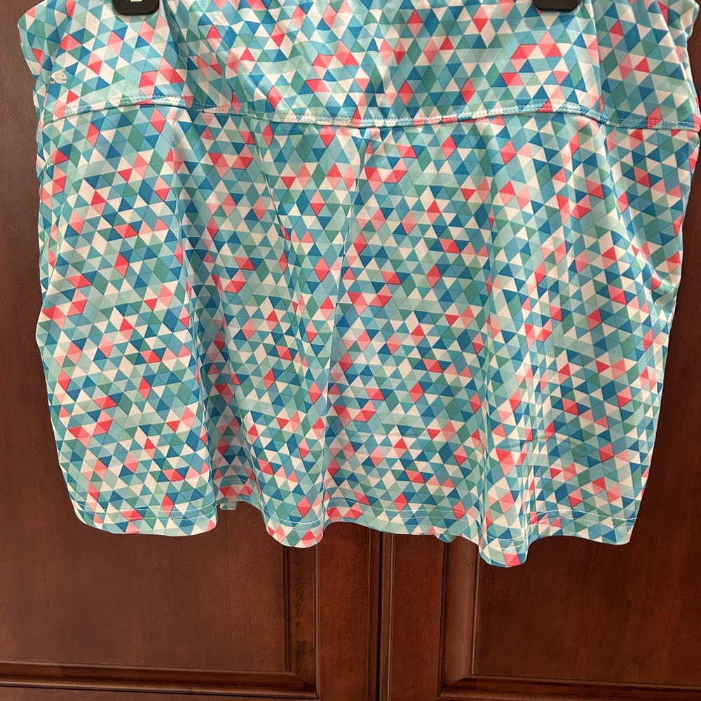 Geometric Patterned Athletic Skirt - Blue and Pink